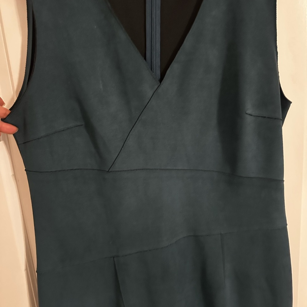 Tahari Faux Suede Knee Length Dress Size 12 - Picture 5 of 5